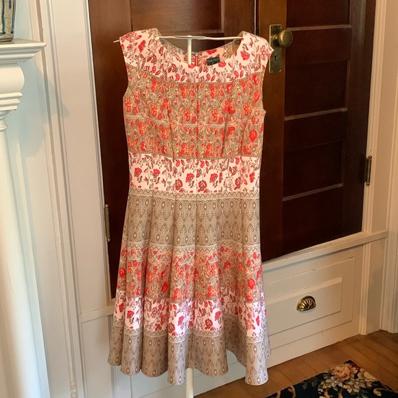 Gabby Skye fit‎ snd flare dress. Worn 1x - Picture 1 of 7